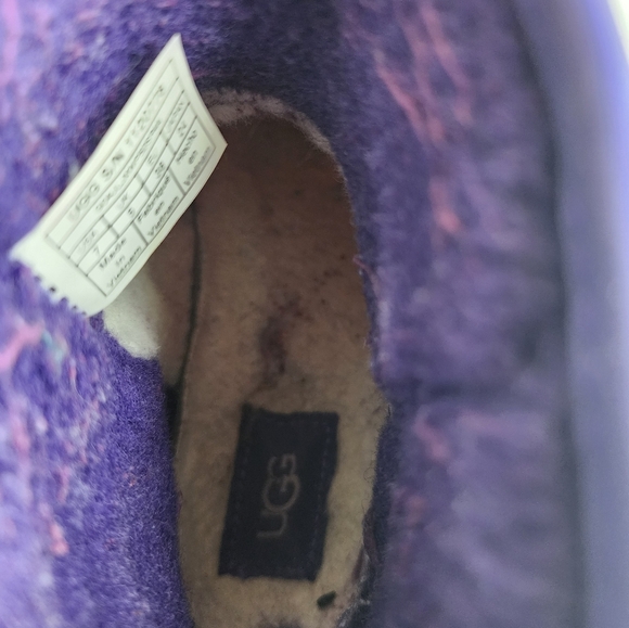 UGG CLASSIC CLEAR MINI MARBLE VIOLET NIGHT WATERPROOF FUR BOOT SIZE 7 WOMEN - Picture 7 of 10